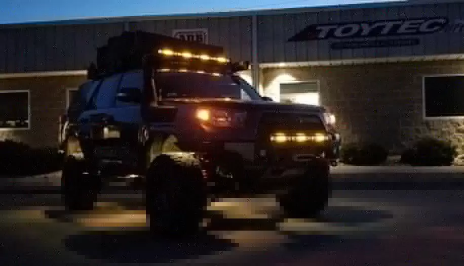 703013 - Baja Designs S8, 30" Driving/Combo LED Light Bar - Amber 4 703013 - Baja Designs S8, 30" Driving/Combo LED Light Bar - Amber - Image 4